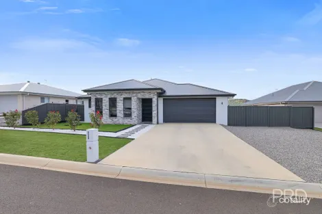 Property photo of 4 Sea Eagle Avenue Moore Creek NSW 2340