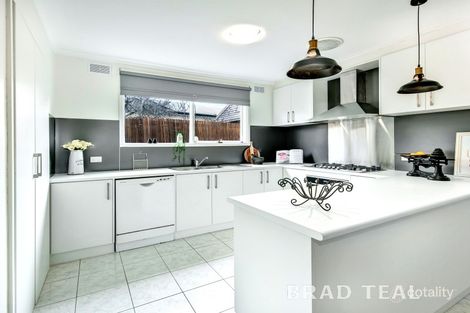 Property photo of 1 Kiewa Crescent Keilor VIC 3036