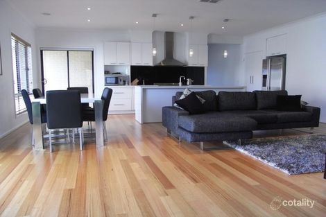 Property photo of 4 Knightsbridge Drive Epping VIC 3076