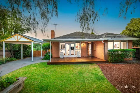 17 Lorraine Dr, Burwood East, VIC 3151