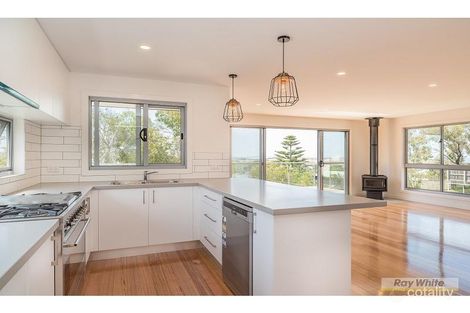 Property photo of 5 Hollywood Crescent Smiths Beach VIC 3922