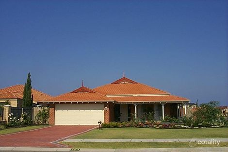 151 Cook Ave, Hillarys, WA 6025