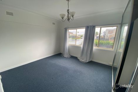 Property photo of 40 Dunbier Avenue Lurnea NSW 2170