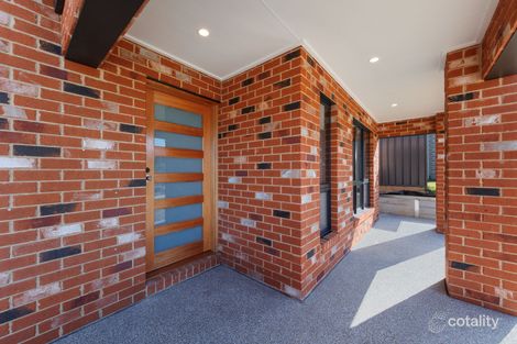 Property photo of 53 Southgate Drive Leneva VIC 3691