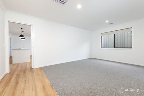 Property photo of 53 Southgate Drive Leneva VIC 3691