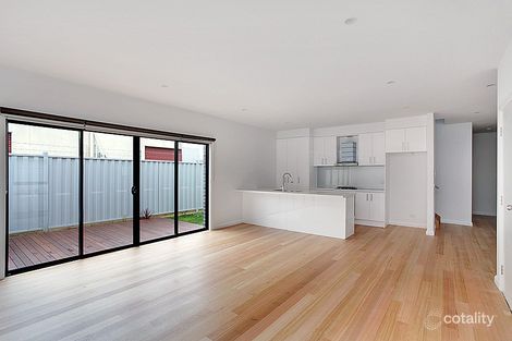 Property photo of 2/2 Clematis Avenue Altona North VIC 3025
