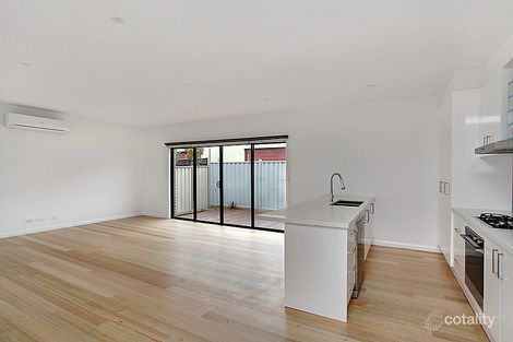 Property photo of 2/2 Clematis Avenue Altona North VIC 3025