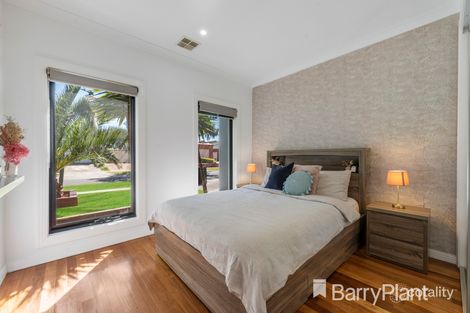 34 Sirius Way, Kurunjang, VIC 3337
