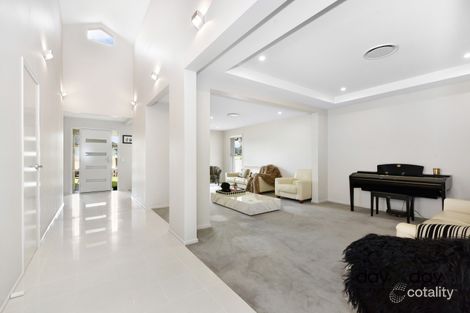 Property photo of 18 Magnolia Close Fletcher NSW 2287