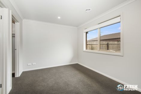 Property photo of 42 Jacana Way Armstrong Creek VIC 3217