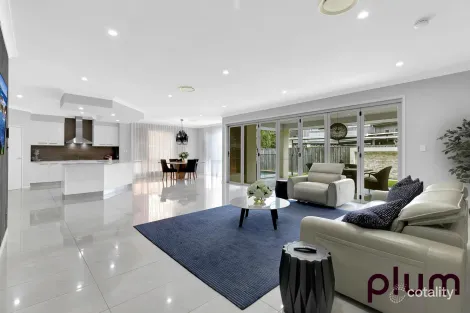 Property photo of 8 Palmer Place Sinnamon Park QLD 4073