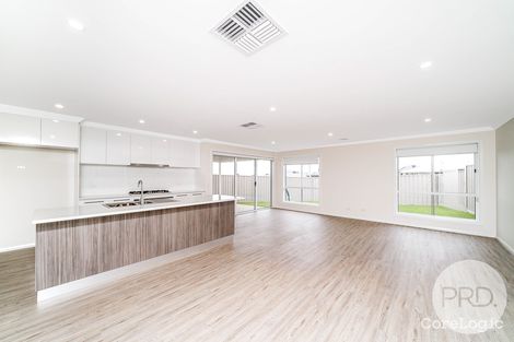 Property photo of 1 Dupree Boulevard Lloyd NSW 2650