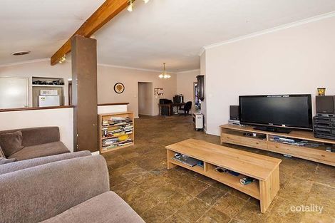 Property photo of 31 Carpenteria Crescent Kenwick WA 6107