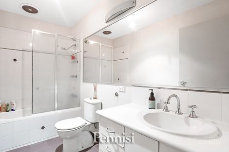 Property photo of 5C Willow Street Essendon VIC 3040