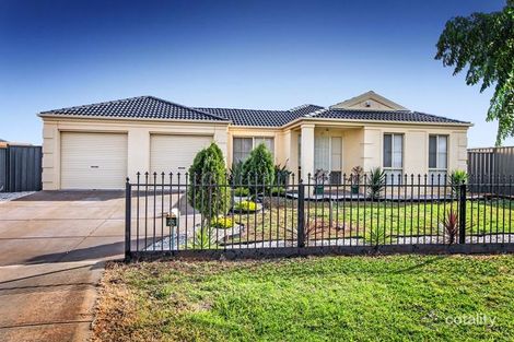 Property photo of 45 Klippel Way Caroline Springs VIC 3023