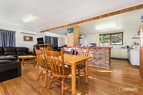 Property photo of 21 Silvertop Crescent Frankston North VIC 3200