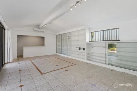 Property photo of 18 Whiley Road Marmion WA 6020