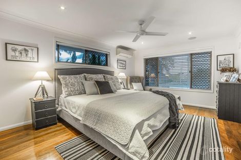 Property photo of 14 Savoy Drive Broadbeach Waters QLD 4218