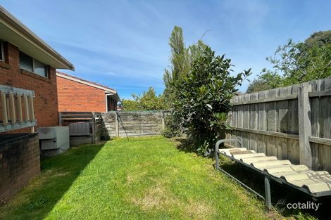 Property photo of 2/19 Eagle Drive Pakenham VIC 3810