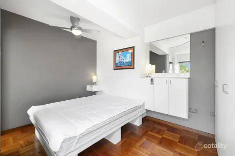 Property photo of 35/15 Wylde Street Potts Point NSW 2011