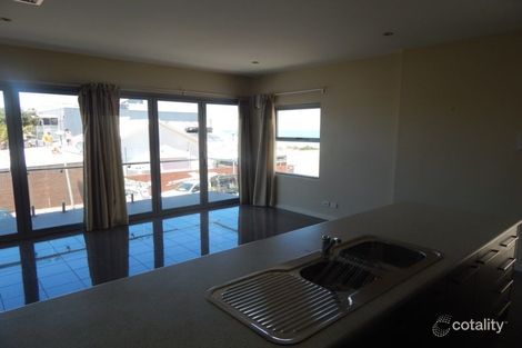 Property photo of 2/39 Seaview Road Tennyson SA 5022