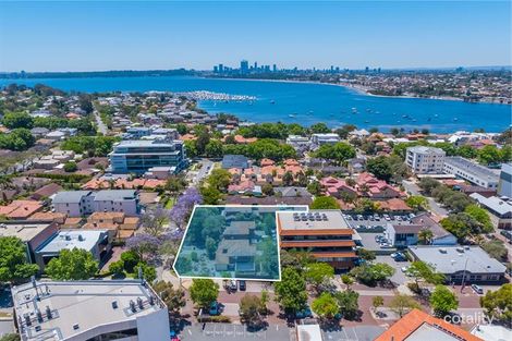 8 First Ave, Applecross, WA 6153