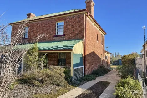 35 Maitland St, Uralla, NSW 2358