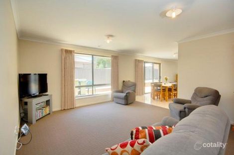 Property photo of 6 Avenwood Close Canadian VIC 3350