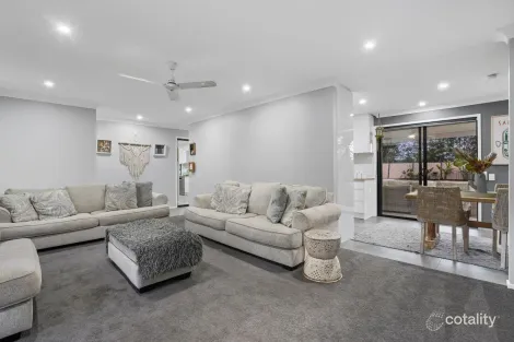 Property photo of 81 Edenlea Drive Meadowbrook QLD 4131