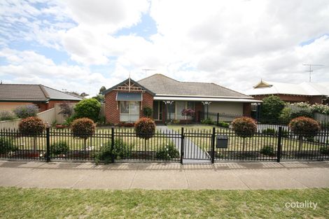 11 Broughton Dr, Highton, VIC 3216