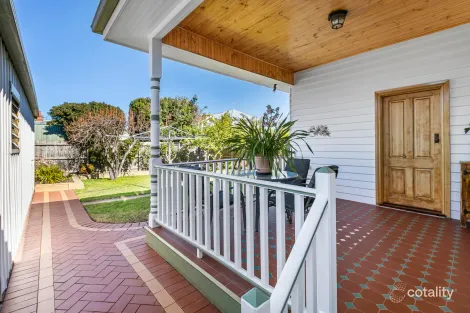 Property photo of 33 Anderson Street Newport VIC 3015