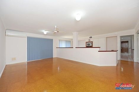 Property photo of 16 Kazan Close Joondalup WA 6027