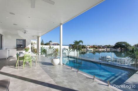 Property photo of 7 Grant Place Broadbeach Waters QLD 4218