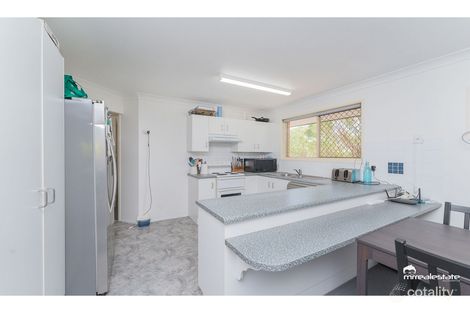 Property photo of 2/143 Denham Street Allenstown QLD 4700