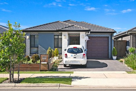 4 Bethany Cct, Jordan Springs, NSW 2747