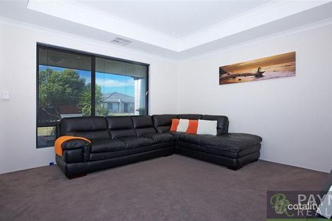 4 Melilla Tce, Secret Harbour, WA 6173