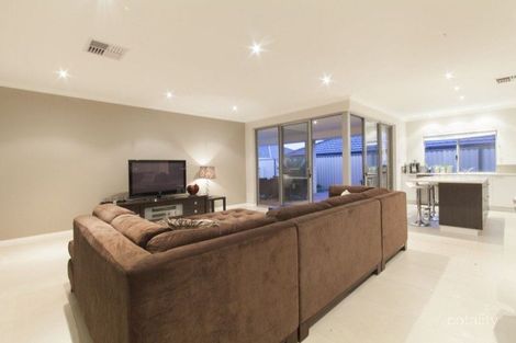 Property photo of 10 Descanso Loop Aubin Grove WA 6164