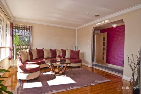 Property photo of 2 Mary Court Noble Park VIC 3174