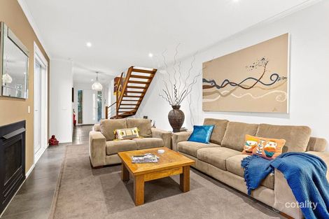 Property photo of 2/32 Napier Street Mornington VIC 3931