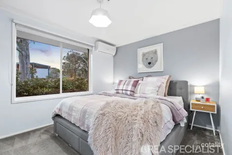 Property photo of 32 Hornsby Drive Langwarrin VIC 3910
