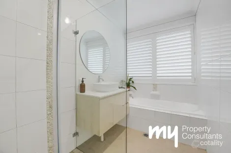 Property photo of 2 Michele Place Camden South NSW 2570