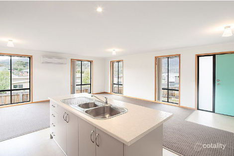 Property photo of 2/7 Bay Waters Court Old Beach TAS 7017