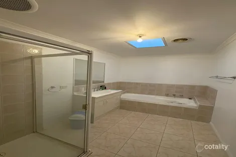 Property photo of 6/7 Topaz Place St Albans VIC 3021