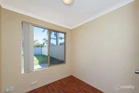Property photo of 38 Waldron Boulevard Greenfields WA 6210