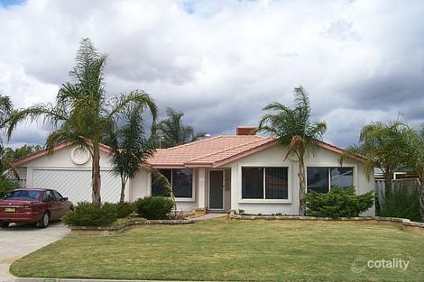 52 Brown Cres, Seville Grove, WA 6112