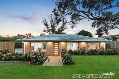 Property photo of 32 Hornsby Drive Langwarrin VIC 3910