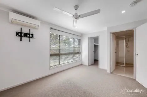 Property photo of 38 Sinclair Street Avenell Heights QLD 4670