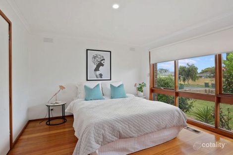 Property photo of 11 Boolarong Drive Belmont VIC 3216