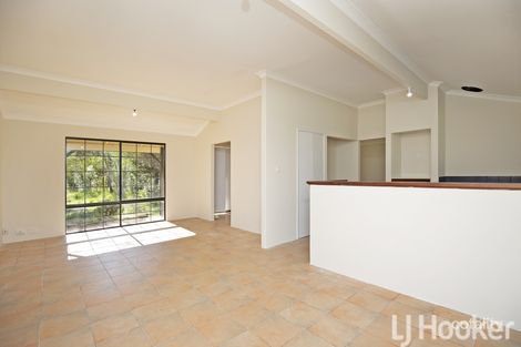 24 Davis Rd, Barragup, WA 6209