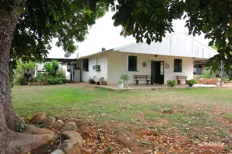 96 Alexandra Rd, Broughton, QLD 4820
